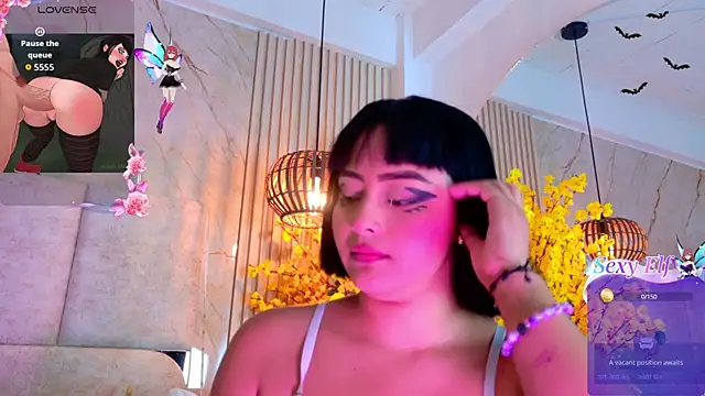 KimVelezz online show from July 27, 2026, 2:40 am