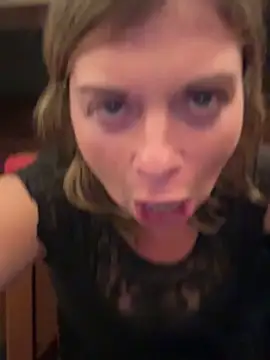 Snapshot of Lombada chatting on November 29, 2025, 4:18 pm Lombada online show from November 29, 2025, 4:18 pm