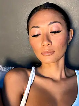 thai-dreamgirl online show from October 30, 2025, 11:01 pm