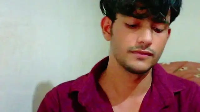 kingkartik7 online show from May 20, 2026, 4:48 pm