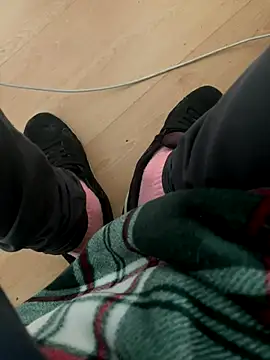 louiv93000 online show from January 6, 2026, 11:47 am