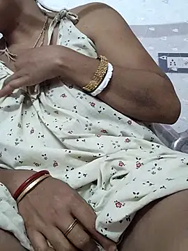 miss-Riy online show from December 14, 2025, 4:12 pm