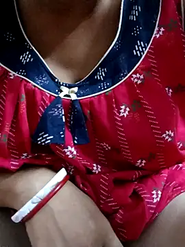 miss-Riy online show from October 5, 2025, 5:25 pm