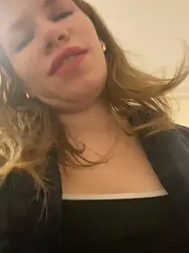 EvaRush online show from January 21, 2025, 7:17 pm