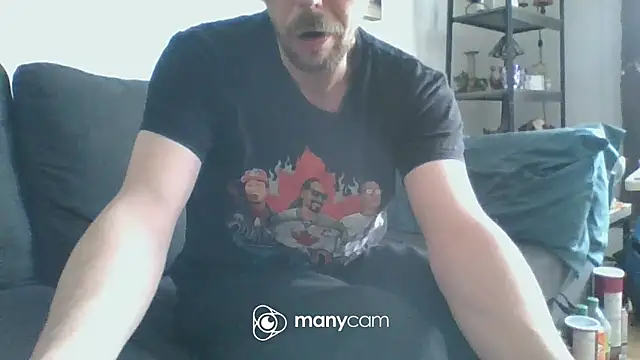 Snapshot of redtoyanal chatting on March 6, 2025, 1:46 pm redtoyanal online show from March 6, 2025, 1:46 pm