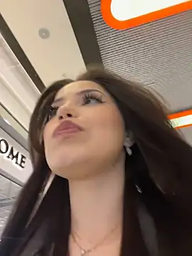 Chloe  Moon online show from April 2, 2026, 3:41 pm