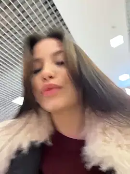 Chloe  Moon online show from February 12, 2026, 2:06 pm