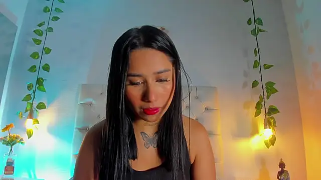 Snapshot of Isabella_Flowers chatting on February 7, 2026, 11:57 pm Isabella Flowers online show from February 7, 2026, 11:57 pm