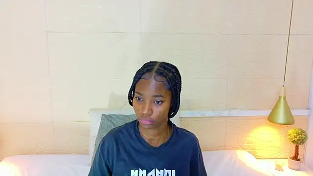 Snapshot of Chocolatte_bar chatting on February 25, 2026, 1:44 pm Chocolatte bar online show from February 25, 2026, 1:44 pm