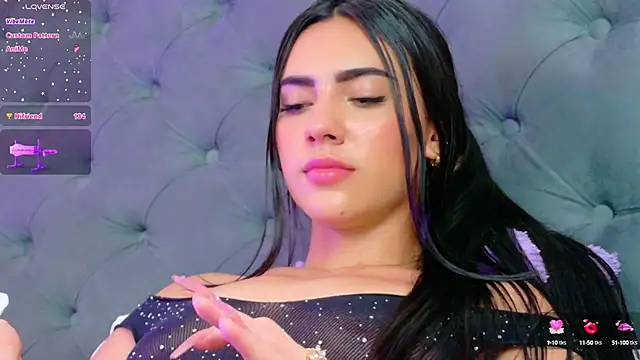 IsaValencia online show from February 23, 2025, 9:55 am