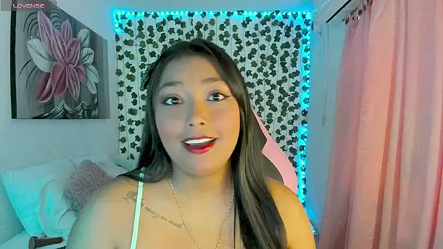 Snapshot of daren_paulina chatting on March 22, 2025, 1:41 pm daren paulina online show from March 22, 2025, 1:41 pm