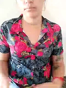 Snapshot of Scarlett-Leh chatting on February 18, 2025, 1:00 pm Scarlett-Leh online show from February 18, 2025, 1:00 pm