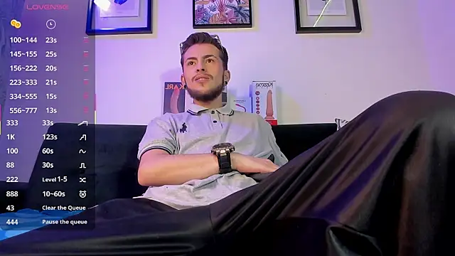  hairybeard  online show from September 10, 2025, 7:46 pm