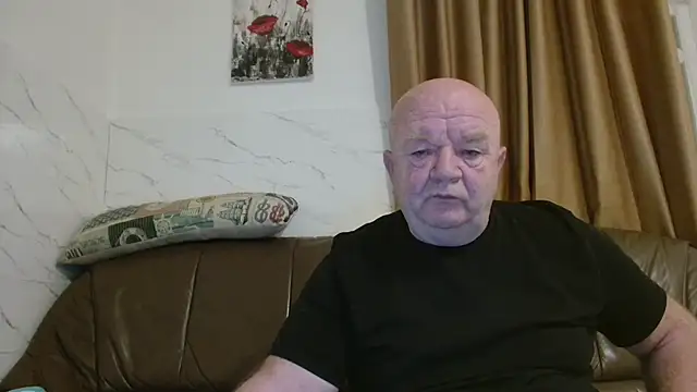 Snapshot of fullballs6 chatting on February 5, 2026, 3:24 am fullballs6 online show from February 5, 2026, 3:24 am