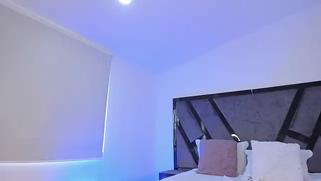 Snapshot of EthanTravis_ chatting on January 29, 2025, 12:24 pm EthanTravis  online show from January 29, 2025, 12:24 pm