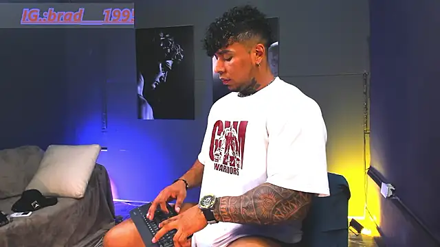 Snapshot of bradley_smith chatting on February 21, 2026, 12:34 am bradley smith online show from February 21, 2026, 12:34 am