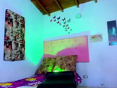 Ambarhilton online show from October 30, 2025, 12:20 am