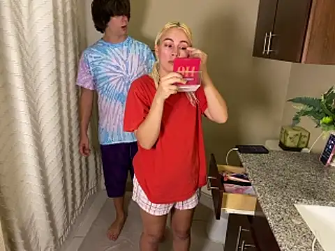 girlfriendmissy online show from April 17, 2026, 5:16 pm