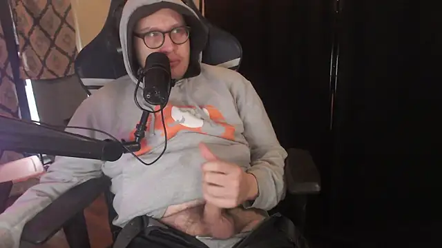 chicostick413 online show from March 6, 2026, 2:01 pm