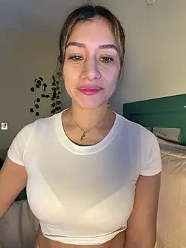 Bckystonee online show from April 16, 2026, 6:52 pm