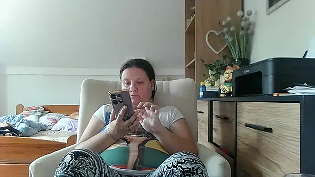 Snapshot of ReifeVenna chatting on September 8, 2025, 2:16 pm ReifeVenna online show from September 8, 2025, 2:16 pm