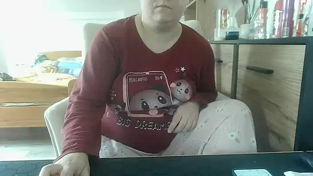 Snapshot of ReifeVenna chatting on February 5, 2025, 8:21 am ReifeVenna online show from February 5, 2025, 8:21 am