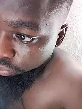 Snapshot of Chocolate_factory_man chatting on February 9, 2026, 11:25 pm Chocolate factory man online show from February 9, 2026, 11:25 pm