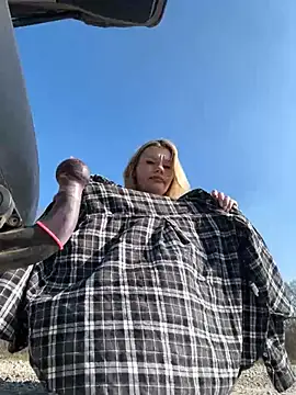 justmila online show from March 8, 2026, 12:41 pm