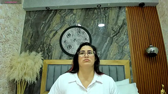 BellaPeers  online show from May 31, 2026, 11:27 am