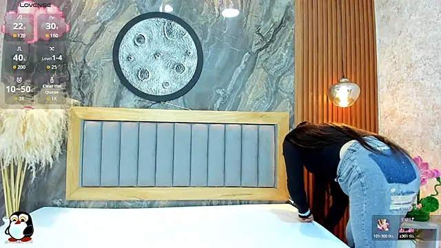 BellaPeers  online show from April 10, 2026, 11:28 am