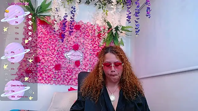 BLONDE SEXYHOT online show from March 22, 2025, 8:51 am