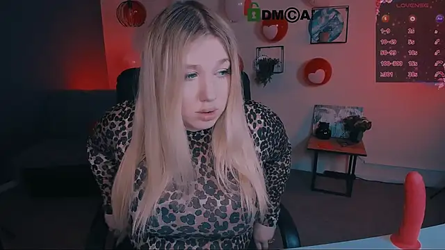 juli kisss online show from February 21, 2025, 12:38 pm