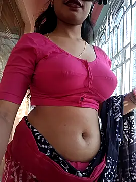 Snapshot of wild_bong_queen chatting on March 3, 2025, 10:49 am wild bong queen online show from March 3, 2025, 10:49 am