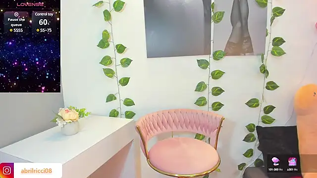 Snapshot of abril_ricci chatting on February 17, 2025, 11:43 pm abril ricci online show from February 17, 2025, 11:43 pm