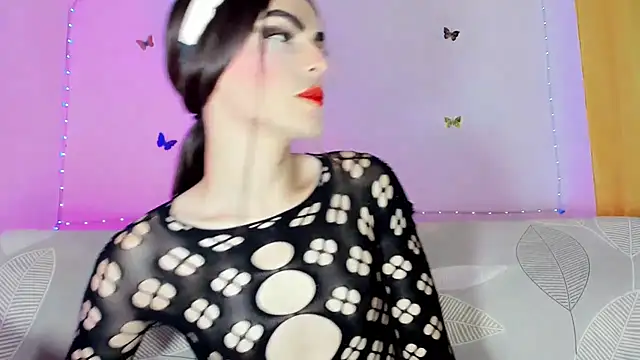 Snapshot of TatiGil chatting on June 30, 2026, 4:29 pm TatiGil online show from June 30, 2026, 4:29 pm