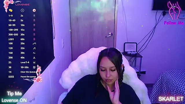 Skarlet Adams28 online show from September 26, 2025, 10:38 pm