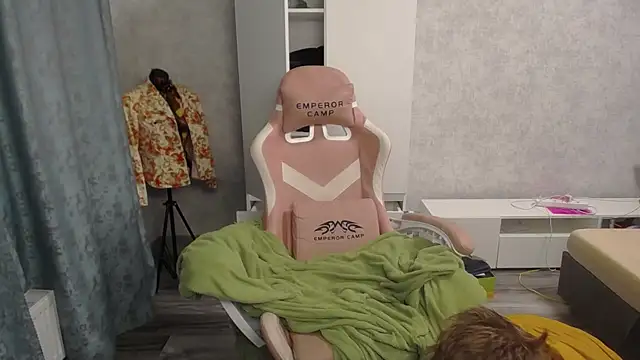 sweetserenity5 online show from February 14, 2025, 8:37 pm