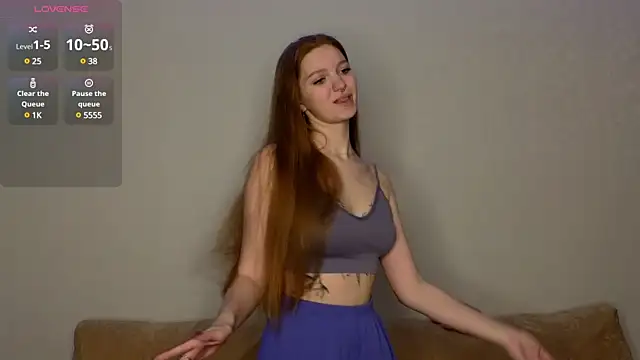 Snapshot of Candy_Lynni chatting on December 11, 2024, 5:37 pm Candy Lynni online show from December 11, 2024, 5:37 pm