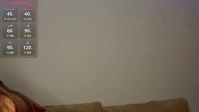 Snapshot of Candy_Lynni chatting on December 25, 2024, 10:05 pm Candy Lynni online show from December 25, 2024, 10:05 pm