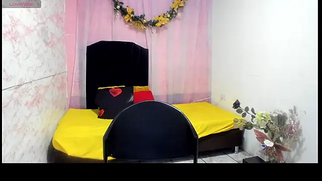 Brunette sasha online show from April 15, 2026, 12:10 pm