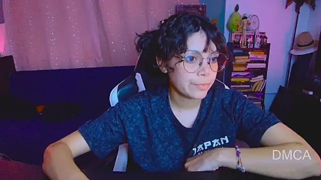 Snapshot of Drea_Foox chatting on April 13, 2026, 2:59 am Drea Foox online show from April 13, 2026, 2:59 am