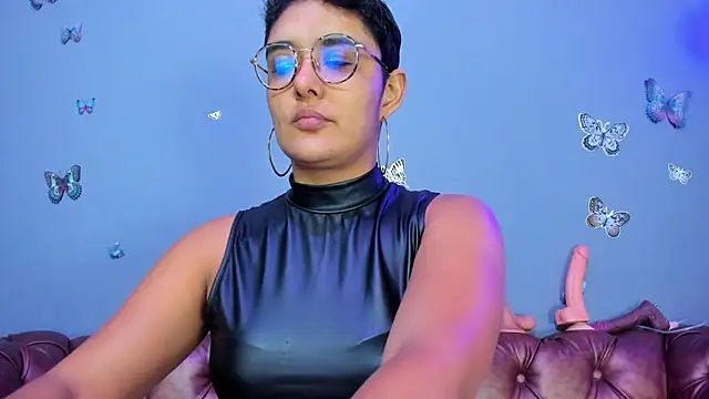 Kaira mosse online show from December 19, 2025, 11:56 am