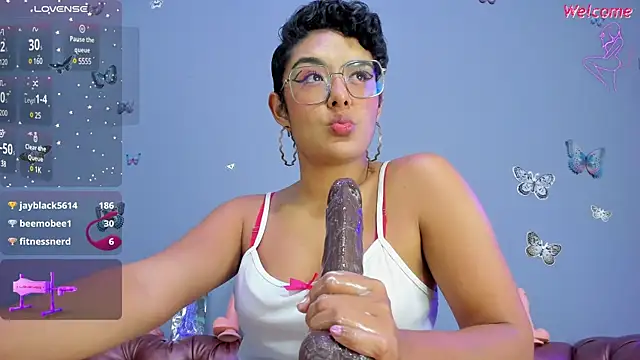Snapshot of Kaira_mosse chatting on March 18, 2025, 3:55 pm Kaira mosse online show from March 18, 2025, 3:55 pm