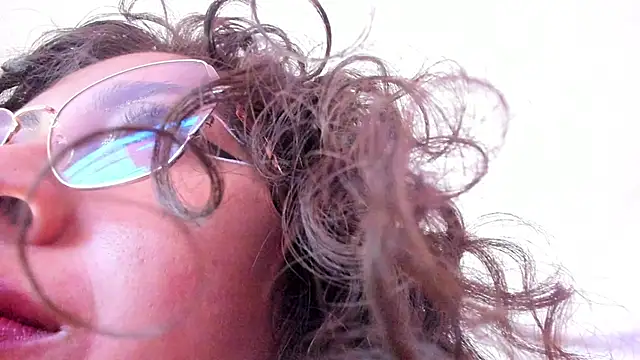 tammy cute01 online show from February 22, 2025, 7:25 pm