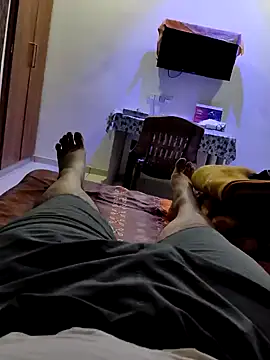 Akhil3290 online show from January 10, 2025, 6:28 pm