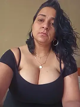 Snapshot of paulinaDiaz1 chatting on September 21, 2025, 11:37 am paulinaDiaz1 online show from September 21, 2025, 11:37 am