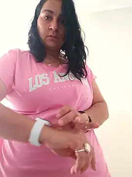 paulinaDiaz1 online show from June 12, 2026, 12:58 pm
