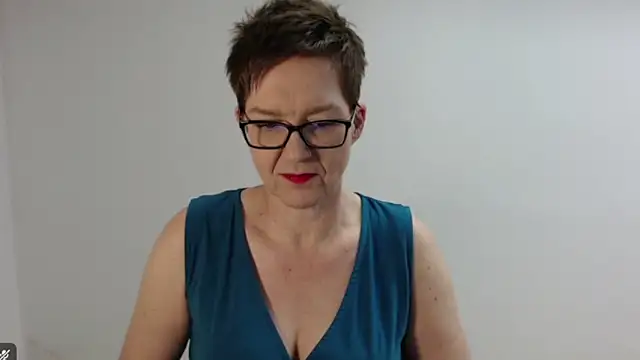 Snapshot of Sofie69Velvet chatting on February 10, 2026, 3:11 pm Sofie69Velvet online show from February 10, 2026, 3:11 pm