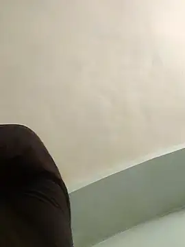 Davlupweed93 online show from October 4, 2025, 1:12 pm