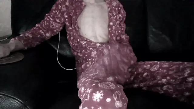 passif520 online show from December 14, 2025, 9:48 am